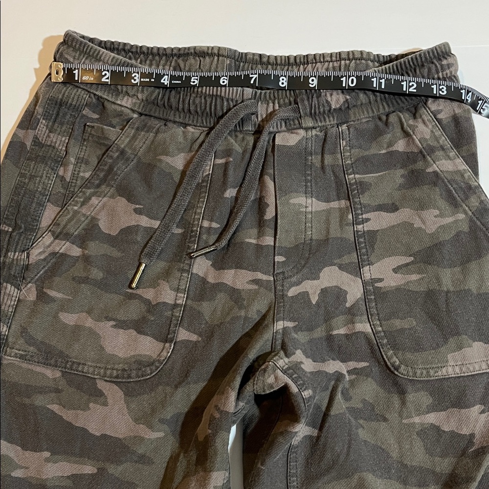 Athleta Farallon Jogger Women's Size 4 Camouflage Stretch Fabric Pull On Pants - Picture 8 of 10
